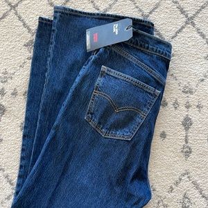Levi’s 70’s high rise flare in Sonoma Train NWT 30x30